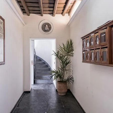 Downtown_blossom With Small Terrace Apartman Róma